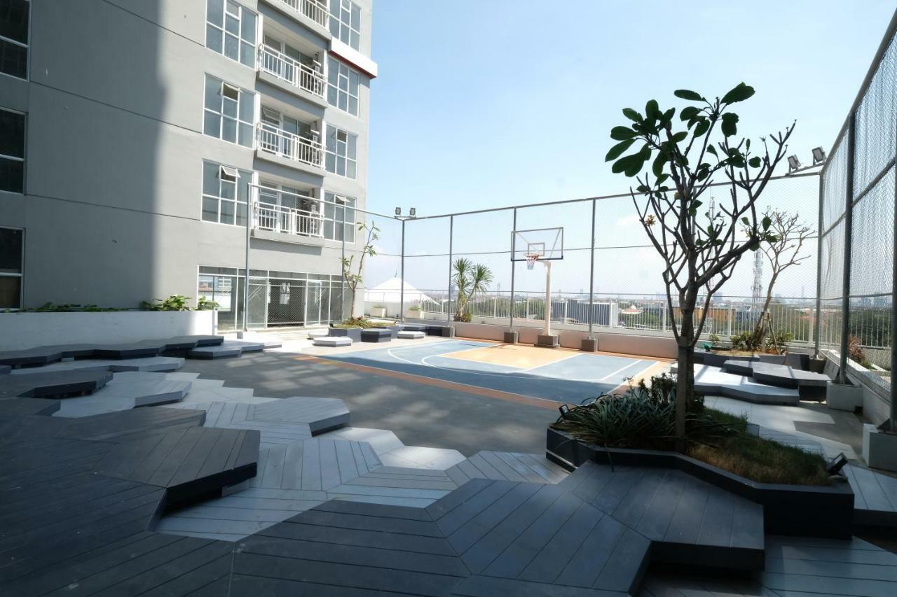 Collection O 15 Taman Melati Merr Surabaia Exterior foto