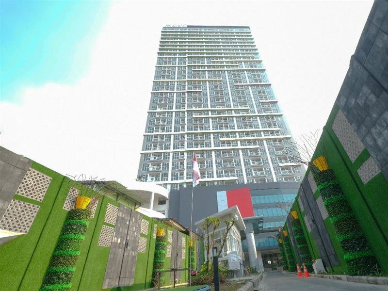 Collection O 15 Taman Melati Merr Surabaia Exterior foto